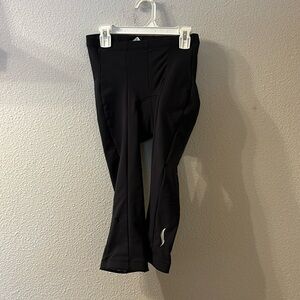 She Beest padded capri pants size small